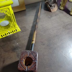Cachimbo em madeira maciça longo